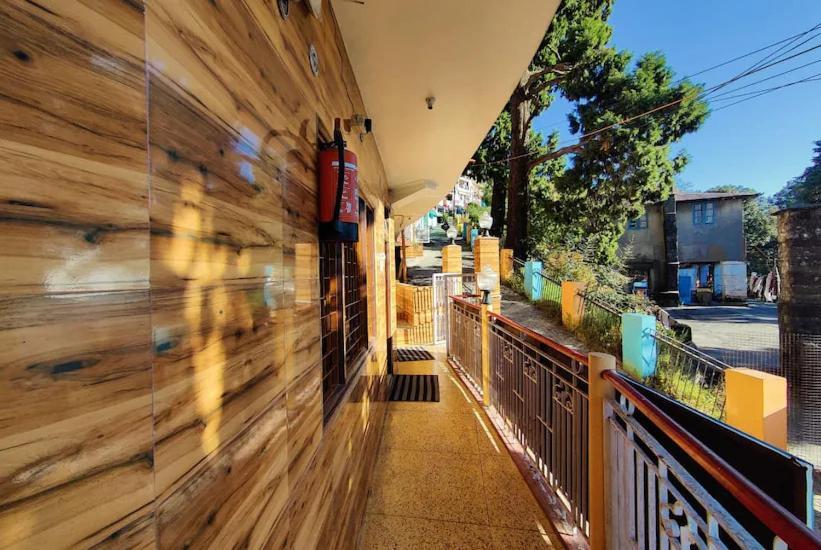 Hotel Surya Lake View Nainital Exterior foto